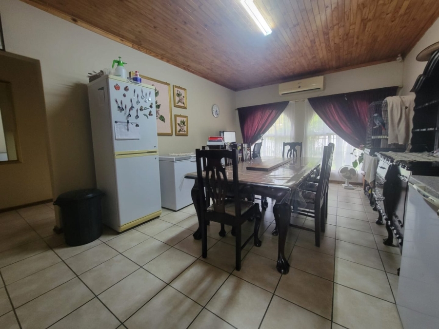 6 Bedroom Property for Sale in Jordania Free State
